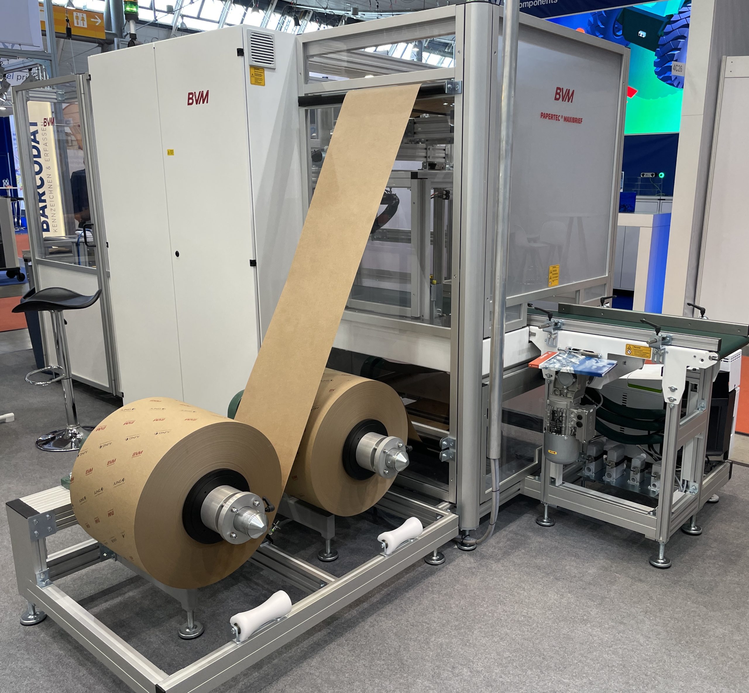 BVM Brunner: Papierverpackungsmaschine Papertec Maxibrief